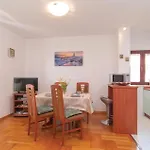 Daire Two-bedroom In *
