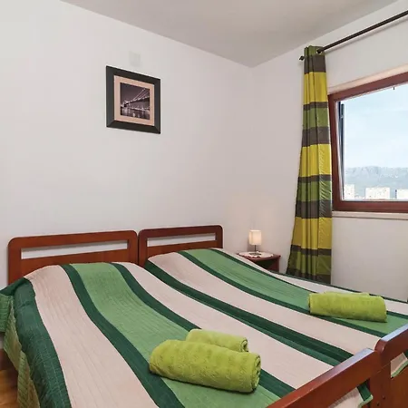 Daire Two-bedroom In *